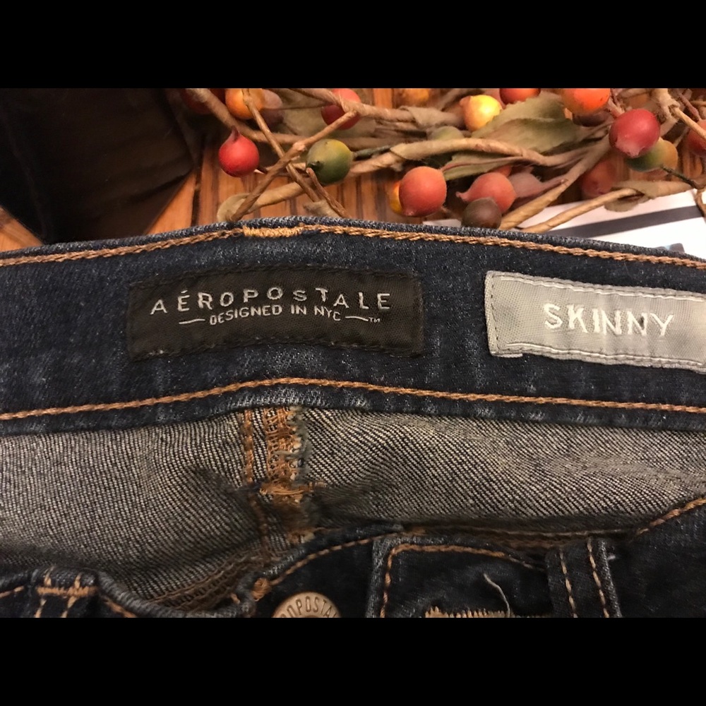 Aeropostale Jeans - Picture 2 of 3